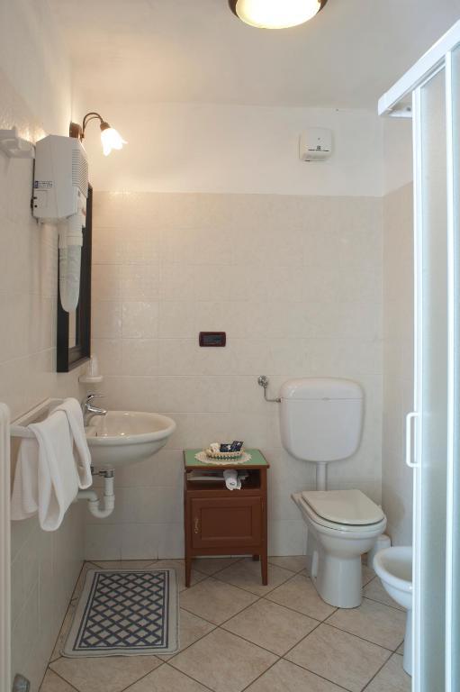 Albergo Castello Da Bonino Champorcher Phòng bức ảnh